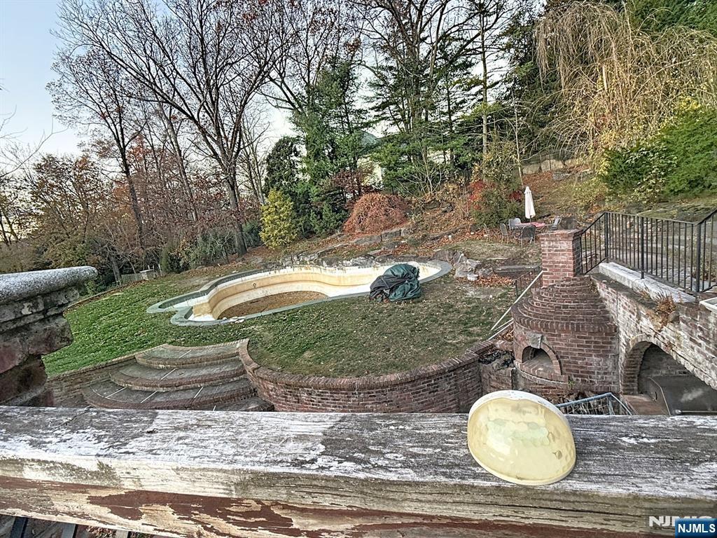 19 Powder Hill, Saddle River Borough, Saddle River, NJ 07458 - Property photo 4 of 5