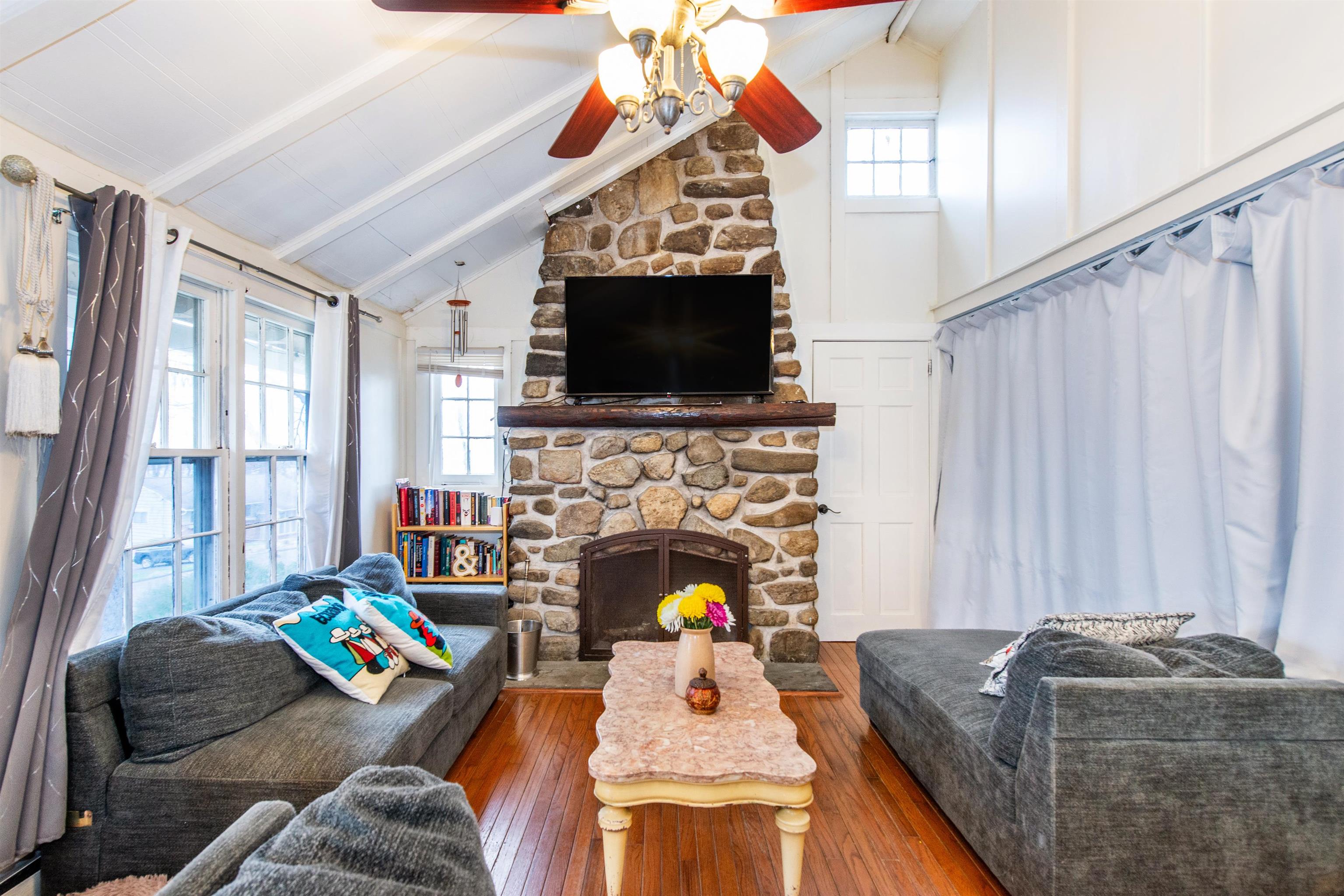 47 HILLSIDE Road, Sparta Township, SPARTA, NJ 07871 - Property photo 5 of 25