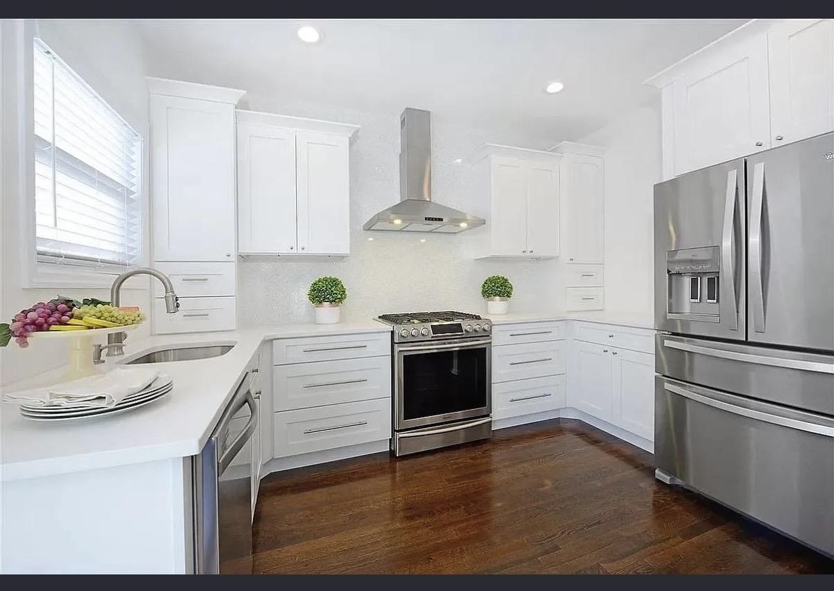 43 LOCUST Street, Jersey City, JC West Bergen, NJ 07305 - Property photo 2 of 22