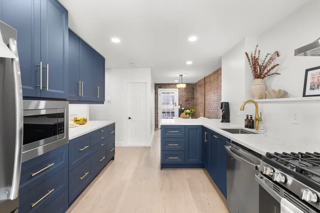 302 4th Street, JC, Downtown, NJ 07302