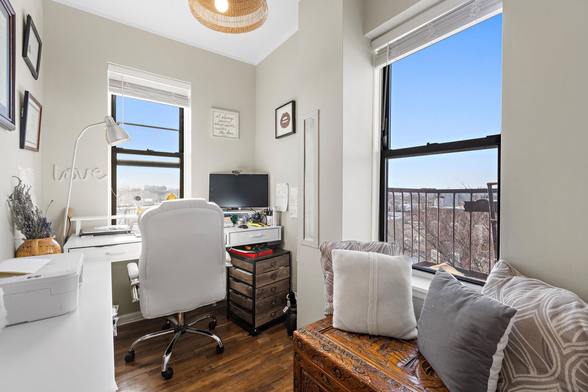 277 HARRISON Avenue, Jersey City, JC Journal Square, NJ 07304 - Property photo 2 of 17