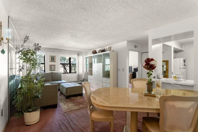 1919 Madison Avenue #220, New York, NY 10035
