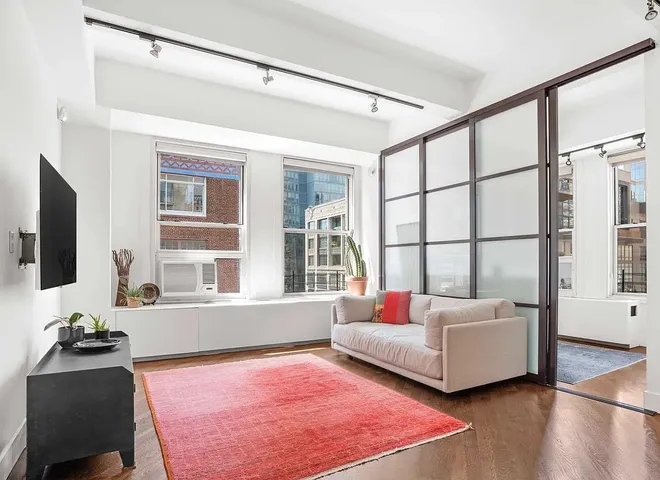 425 Park Avenue #16-B, New York, NY 10016