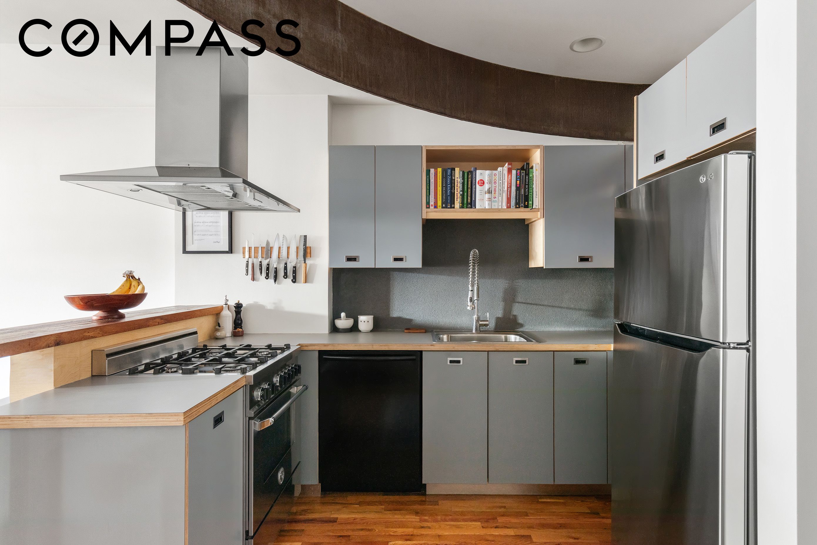 37 Bridge Street #1E, DUMBO, Brooklyn, NY 11201 - Property photo 4 of 8