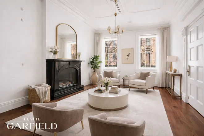 56 CHARLES Street, New York, NY 10014