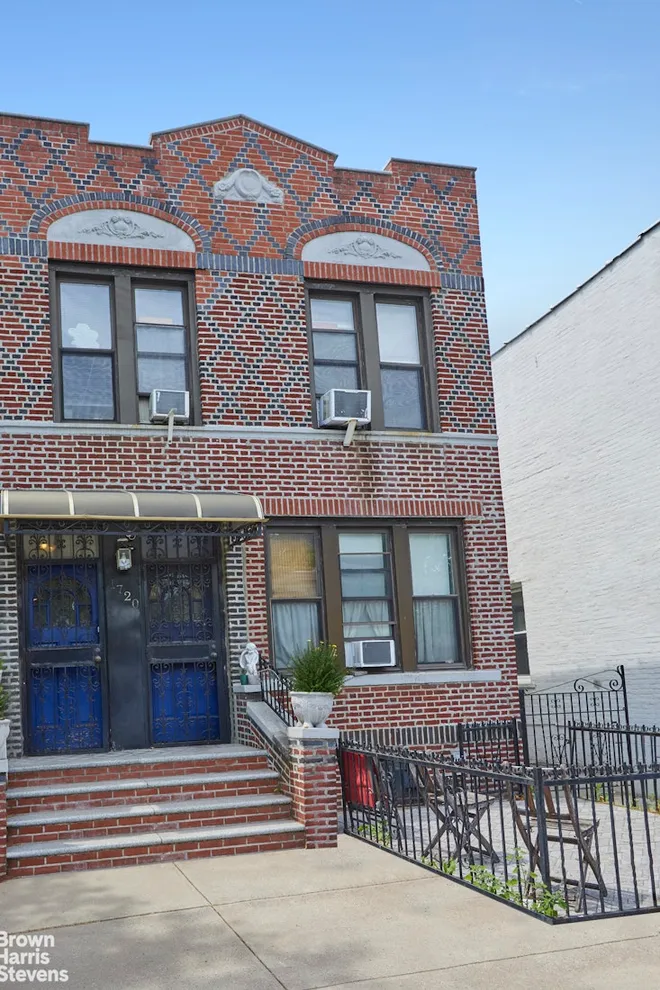 1720 11th Avenue, Brooklyn, NY 11218