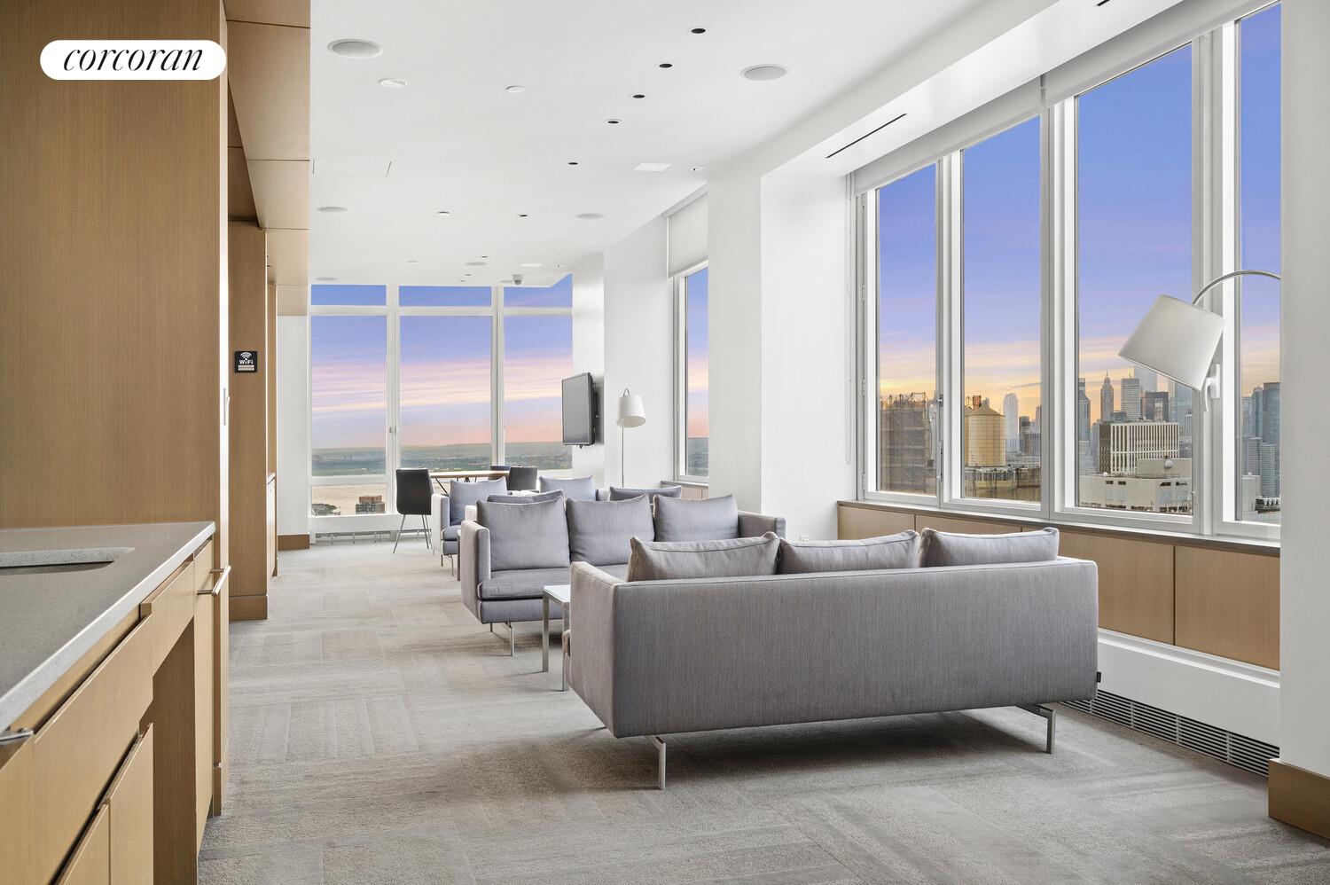 388 BRIDGE Street #PH46B, Downtown Brooklyn, Brooklyn, NY 11201 - Property photo 4 of 11