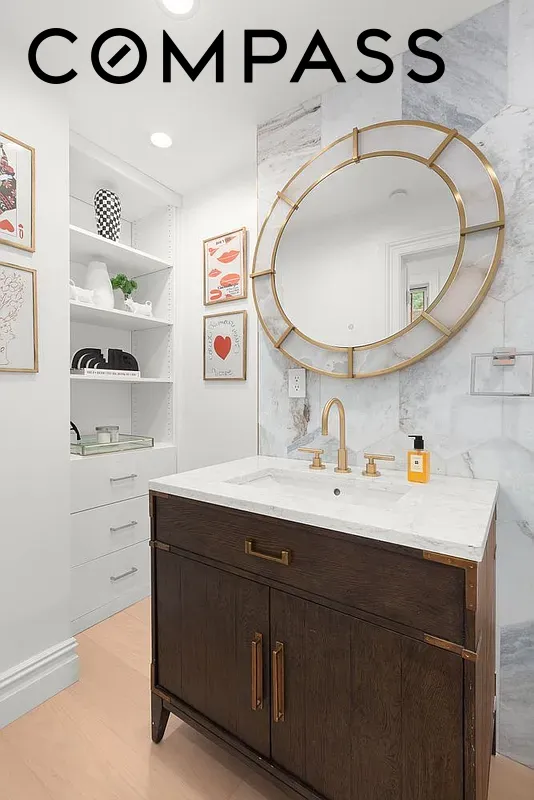 222 East 61st Street, Lenox Hill, Manhattan, NY 10065 - Property photo 4 of 30