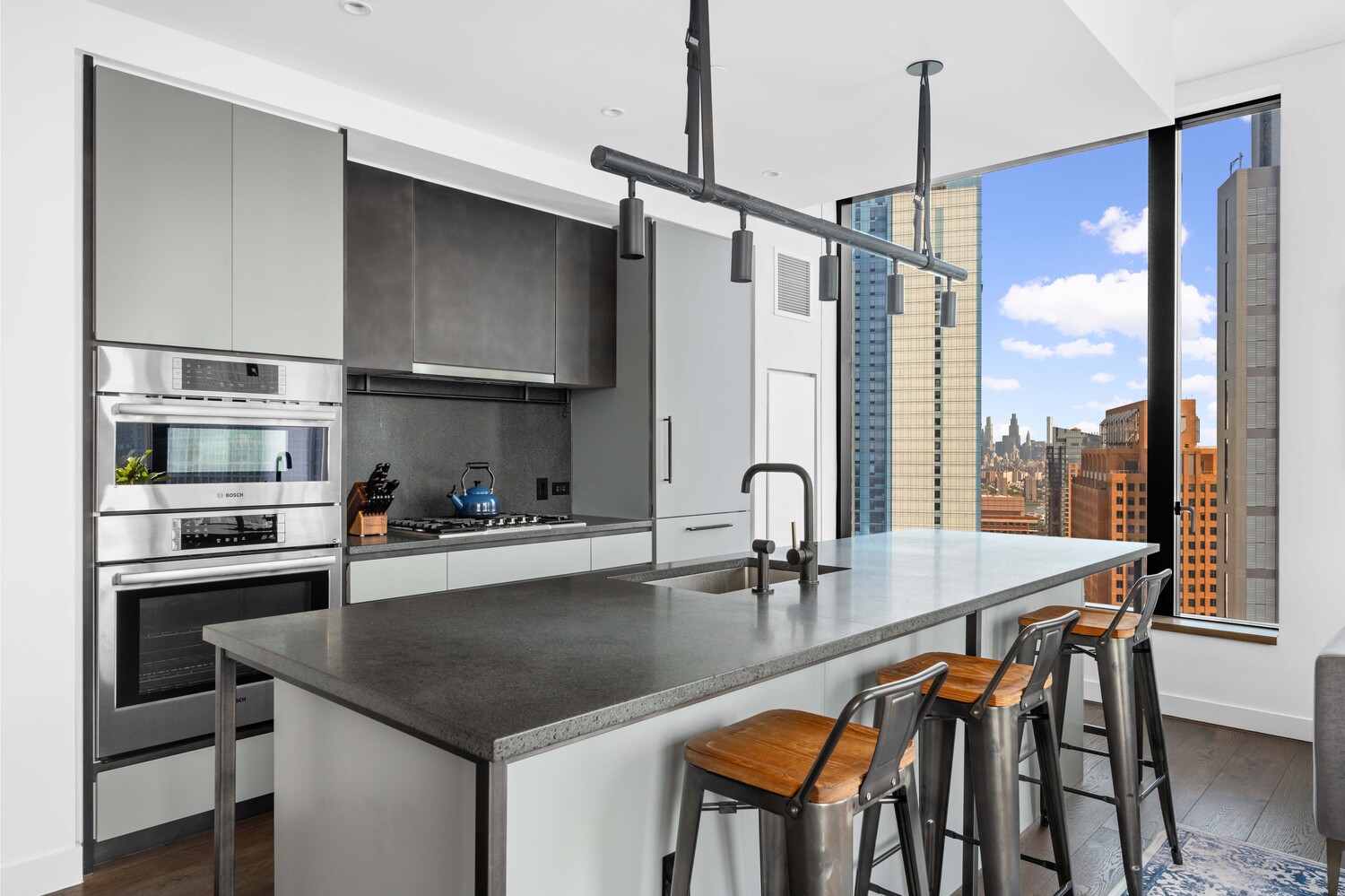 11 HOYT Street #37B, Downtown Brooklyn, Brooklyn, NY 11201 - Property photo 2 of 20