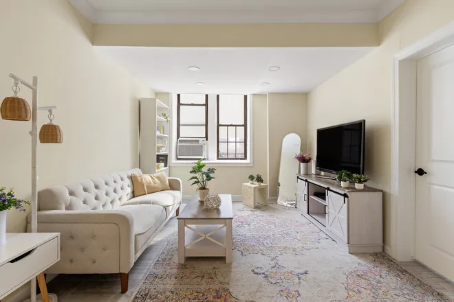 230 East 71st Street #A, New York, NY 10021