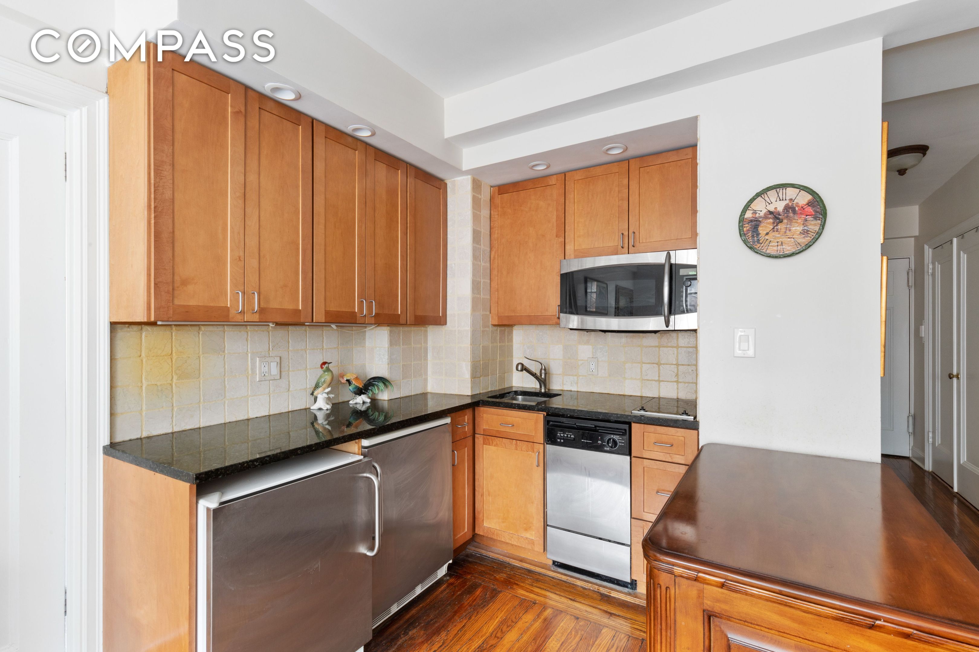 5 Tudor City Place #1111, Murray Hill, Manhattan, NY 10017 - Property photo 5 of 11