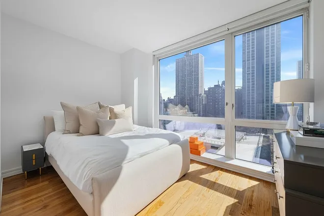 200 West End Avenue #11-K, New York, NY 10023