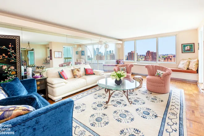 530 East 72nd Street #17D, New York, NY 10021