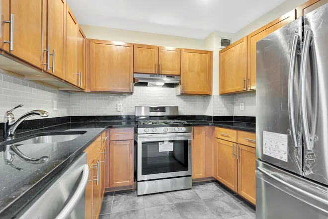 41-02 QUEENS Boulevard #5F, Sunnyside, NY 11104