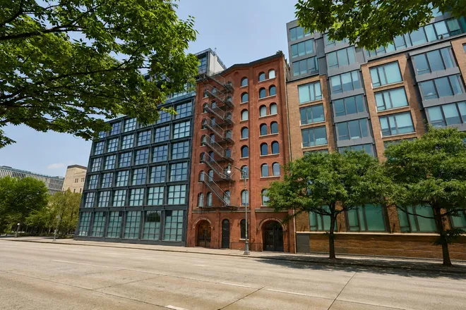 288 West Street #3-E, New York, NY 10013