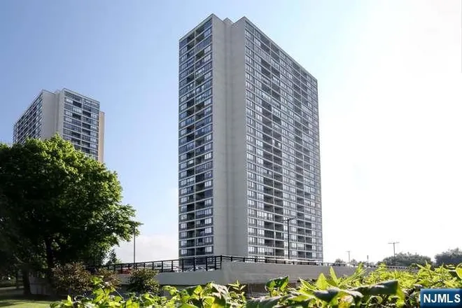 6 Horizon #2405, Fort Lee, NJ 07024