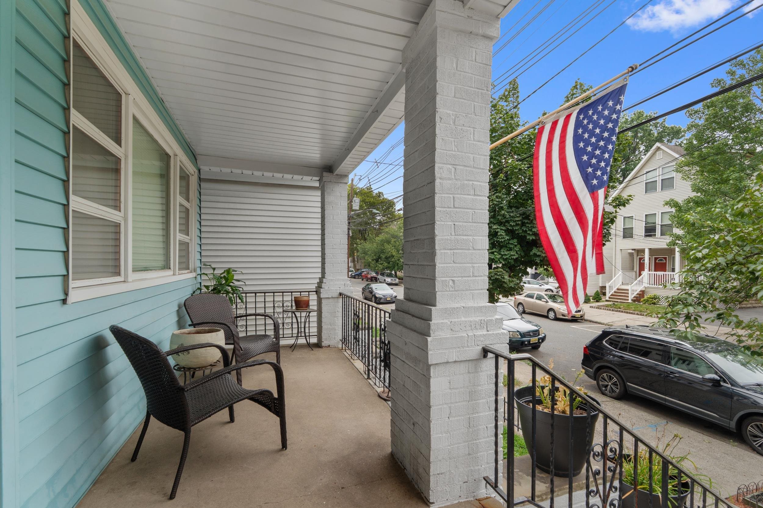 131 WEST 10th Street, Bayonne City, Bayonne, NJ 07002 - Property photo 2 of 42