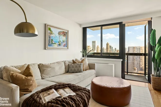 515 East 72nd Street #28A, New York, NY 10021