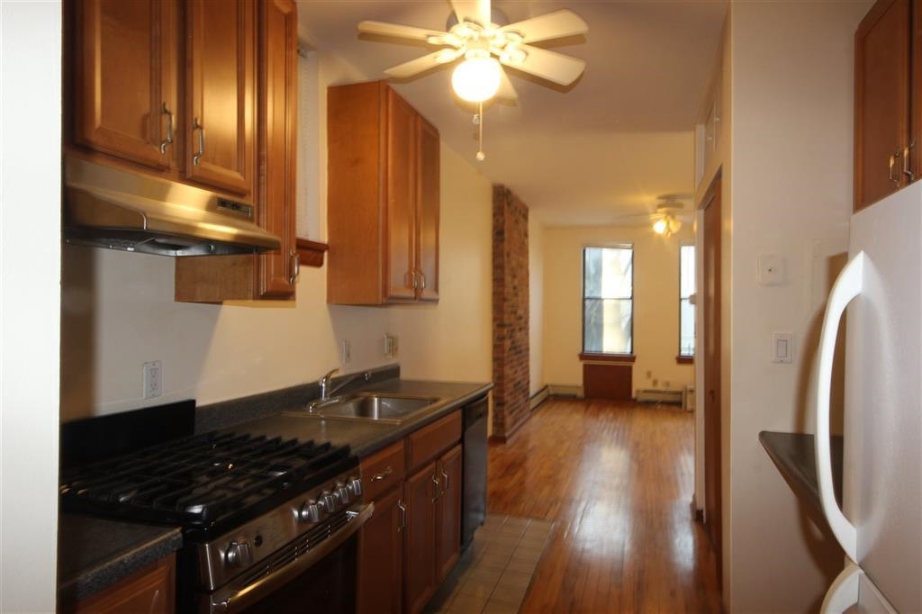 112 JEFFERSON Street, Hoboken City, Hoboken, NJ 07030 - Property photo 5 of 12