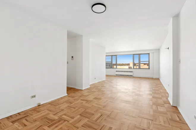 900 West 190th Street #8H, New York, NY 10040