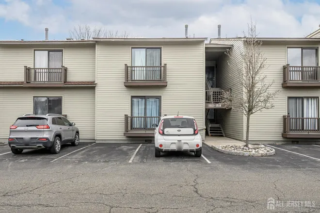 1614 Spruce Hills Drive, Spruce Hills Condo Bldg, NJ 08826