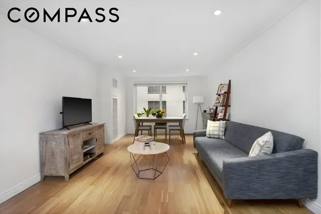 106 Central Park #7O, New York, NY 10019