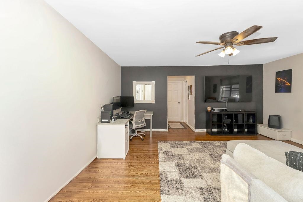 1011 AVENUE C, Bayonne City, Bayonne, NJ 07002 - Property photo 4 of 16