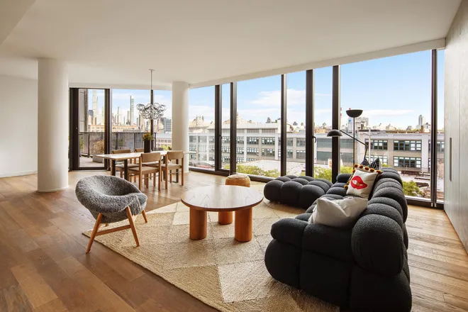 21-30 44th Drive #6-A, Long Island City, NY 11101