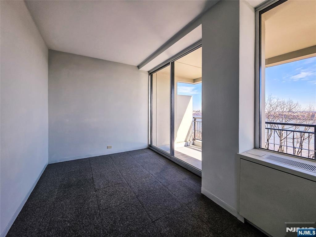 1 Horizon #811, Fort Lee Borough, Fort Lee, NJ 07024 - Property photo 5 of 16