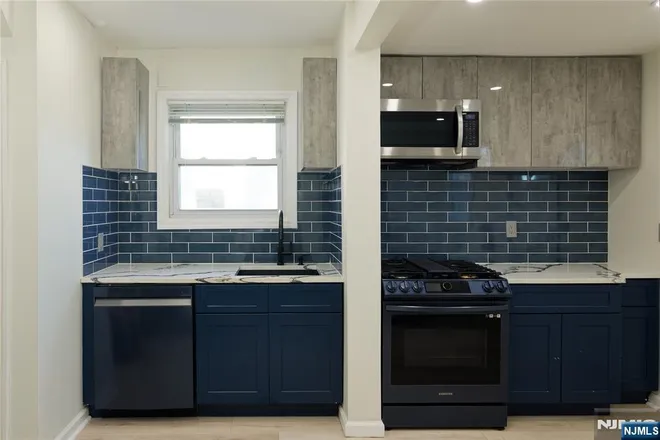 1149 Margaret, Teaneck, NJ 07666
