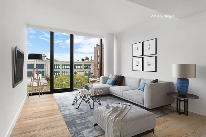 21-30 44th Drive #5A, Long Island City, NY 11101