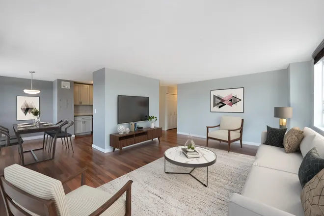 100 MANHATTAN Avenue, Union City, NJ 07087