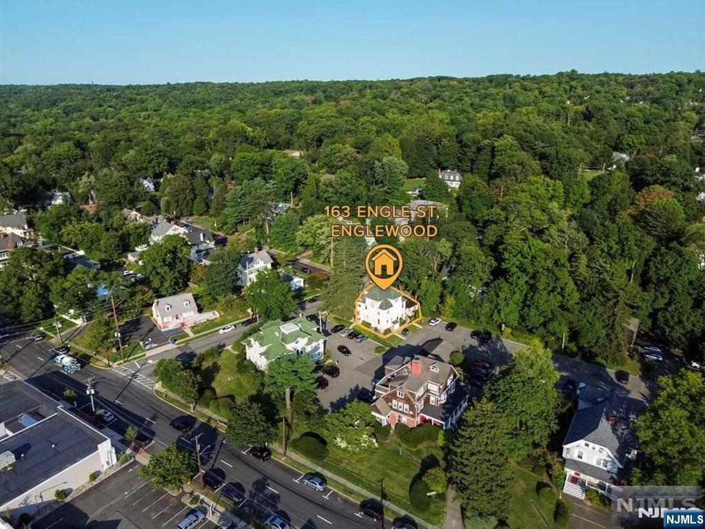 62 Chestnut #4A, Englewood Cliffs Borough, Englewood, NJ 07631 - Property photo 2 of 14