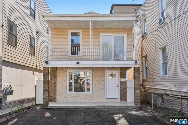 209 71st, Guttenberg, NJ 07093