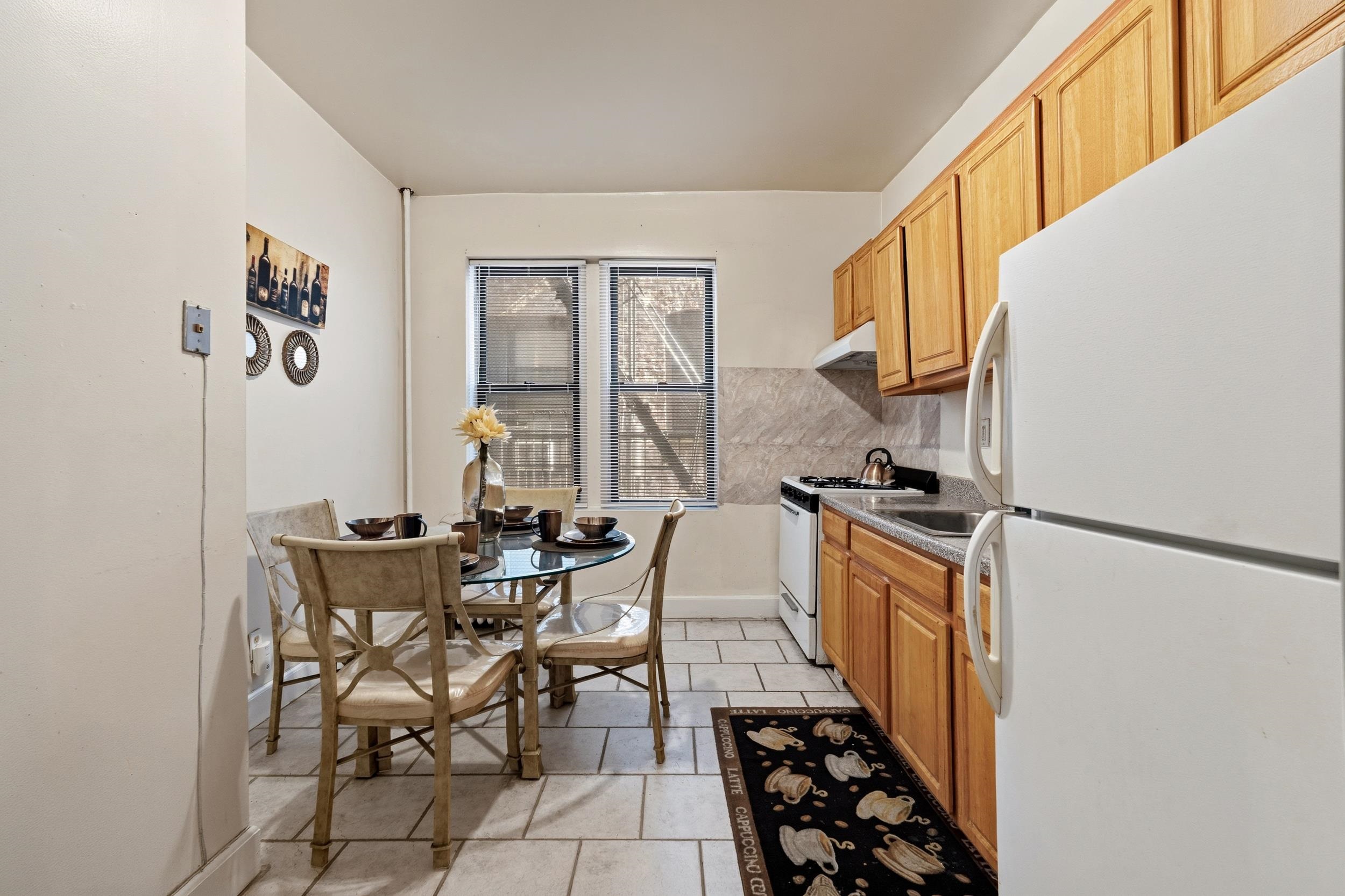 803 AVENUE A, Bayonne City, Bayonne, NJ 07002 - Property photo 4 of 13