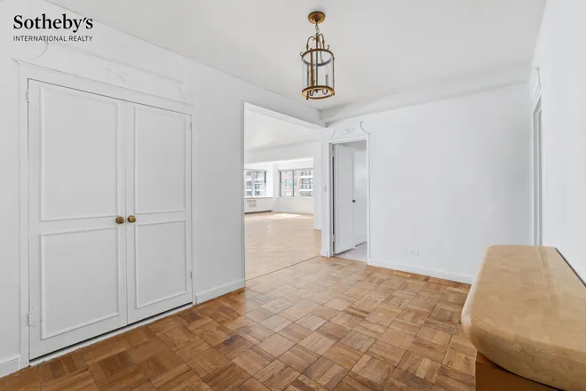 25 Sutton Place #6P, New York, NY 10022