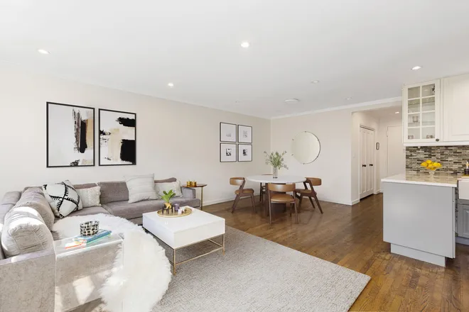 165 CHRISTOPHER Street #3KL, New York, NY 10014