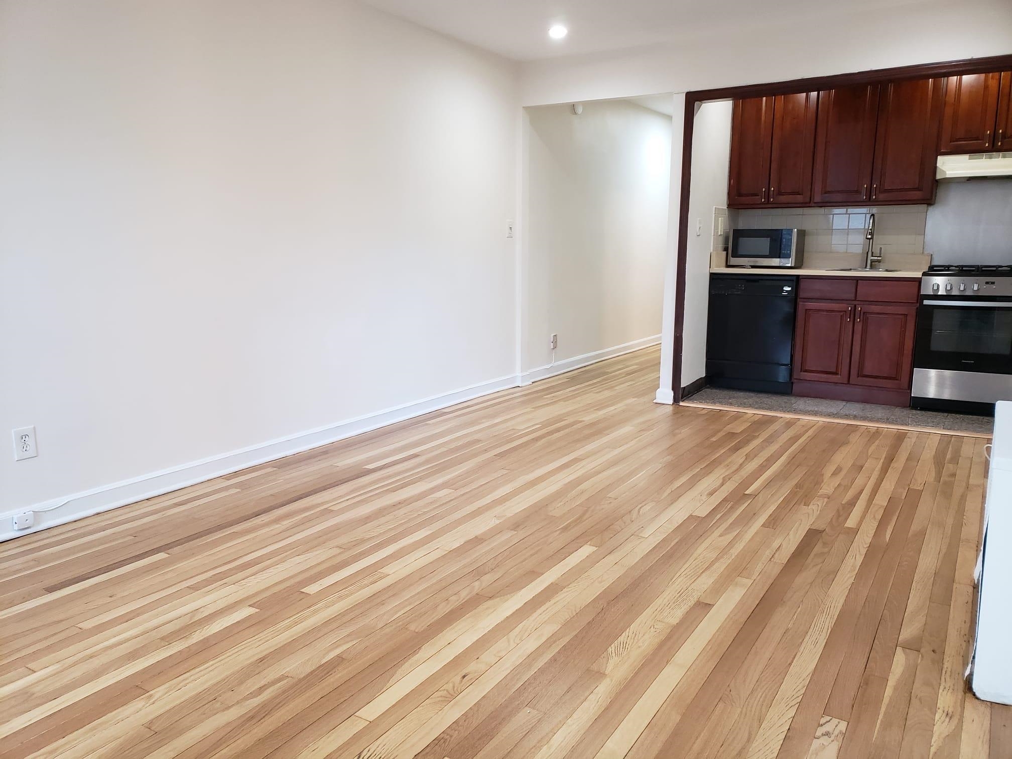 165 VROOM Street, Jersey City, JC Heights, NJ 07306 - Property photo 3 of 10
