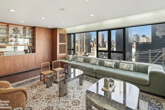 425 East 58th Street #15F, New York, NY 10022