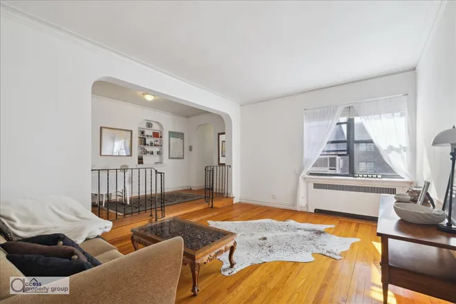 45 PARK Terrace #6E, New York, NY 10034