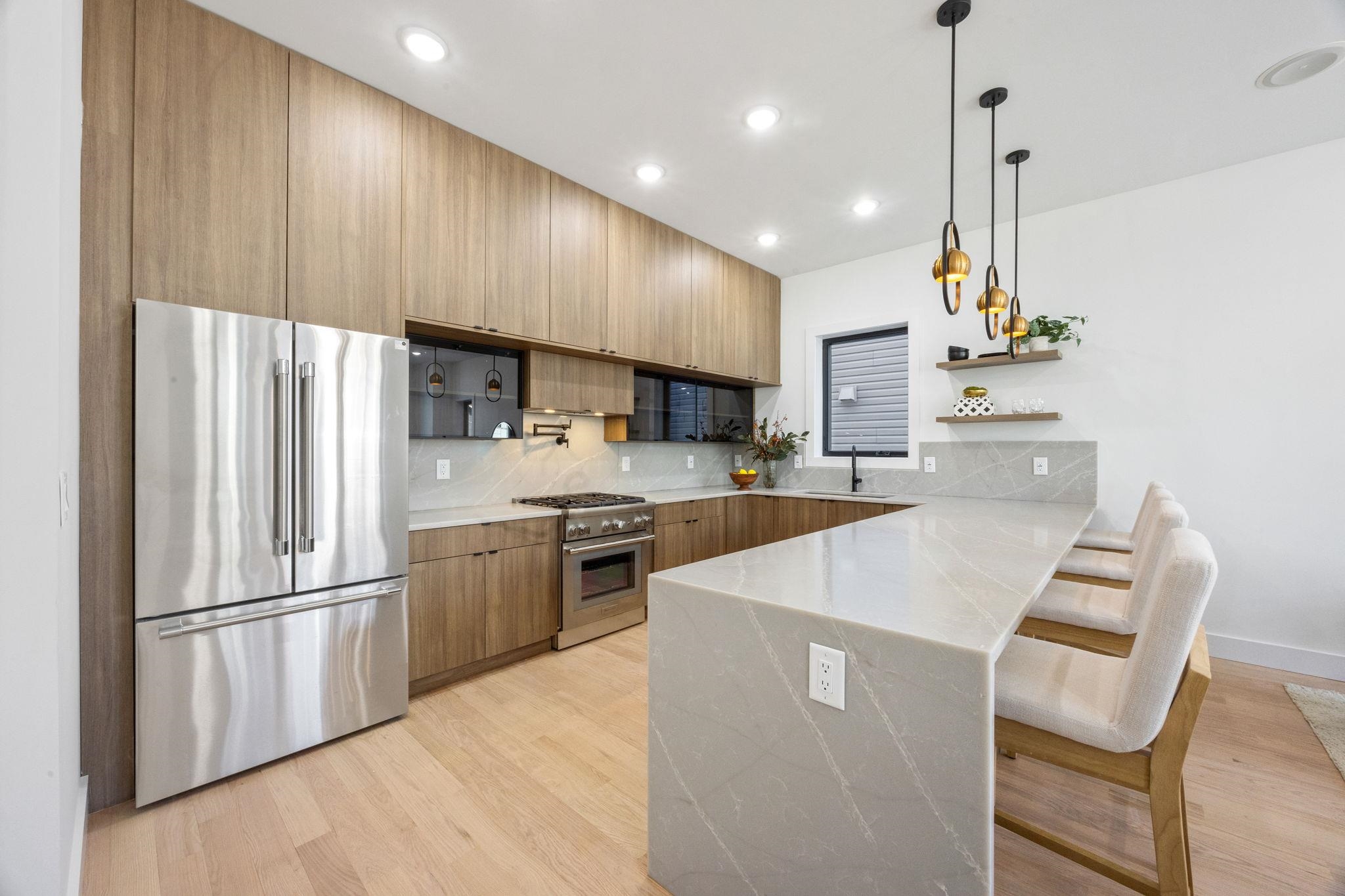 33 GRAHAM Street, Jersey City, JC Heights, NJ 07307 - Property photo 5 of 35