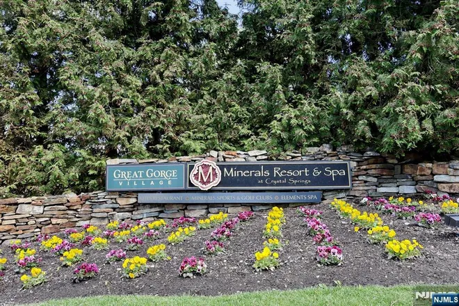 1 Gray Rock #11, Vernon, NJ 07462
