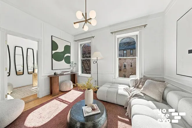 211 West 10th Street #5C, New York, NY 10014