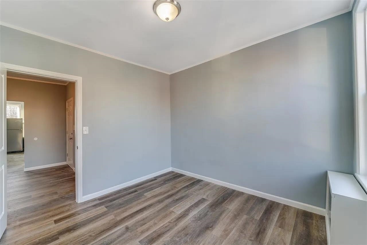 199 FREEMAN Avenue, Jersey City, JC Journal Square, NJ 07306 - Property photo 5 of 22