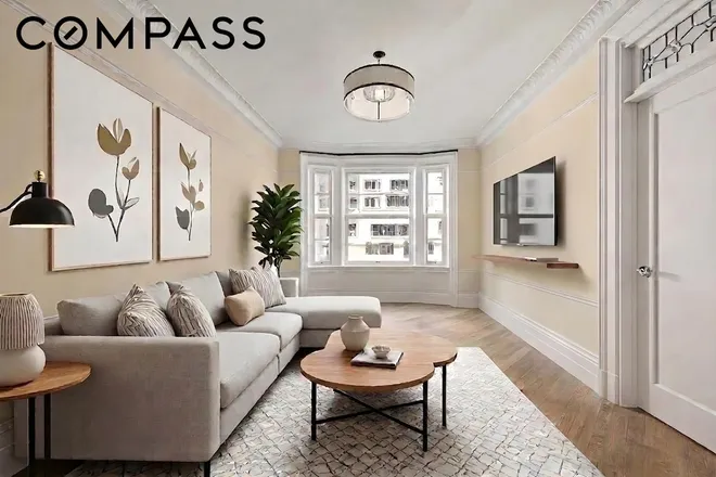 200 West 54th Street #10K, New York, NY 10019