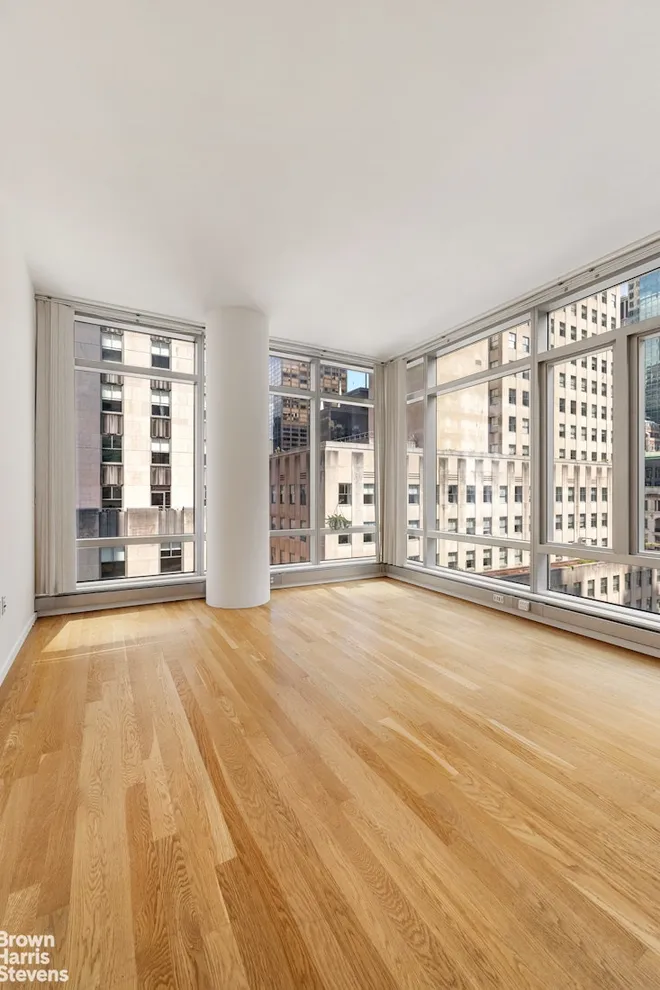 18 West 48th Street #11B, New York, NY 10036
