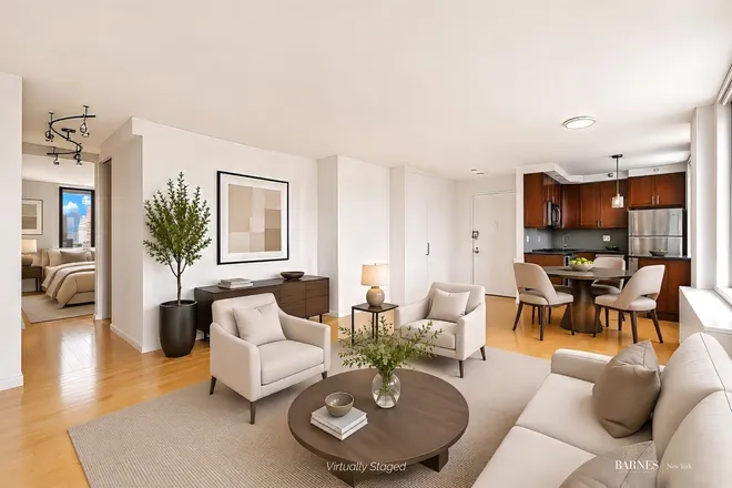 24 East 7th Street #11B, New York, NY 10003