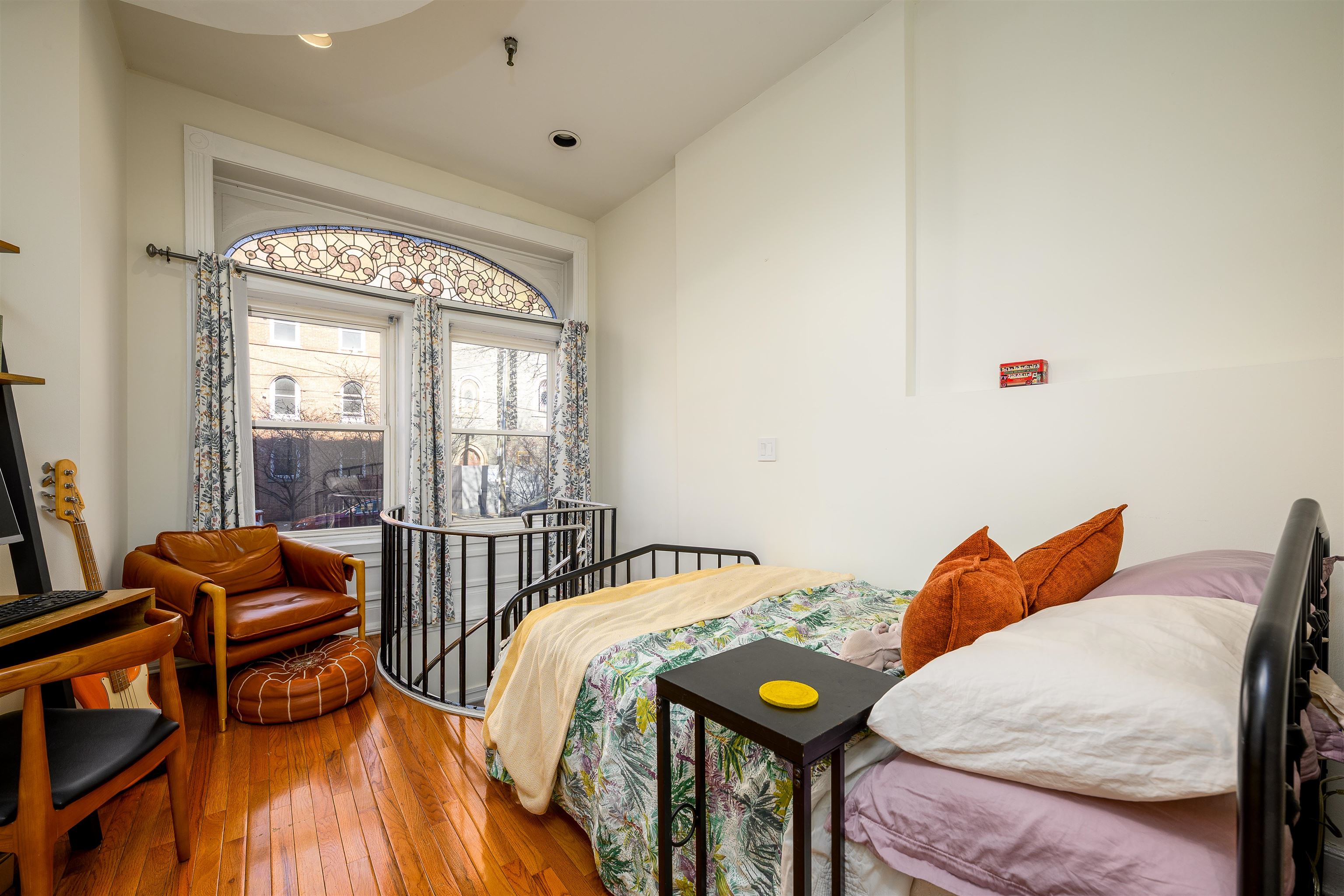 444 JERSEY Avenue, Jersey City, JC Downtown, NJ 07302 - Property photo 3 of 18