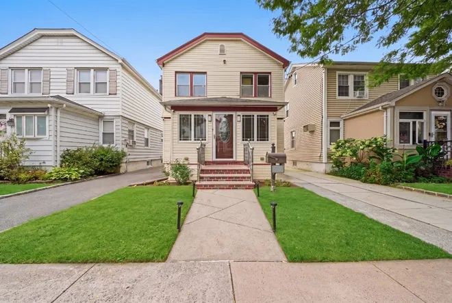 87-77 254th Street, Bellerose, NY 11426