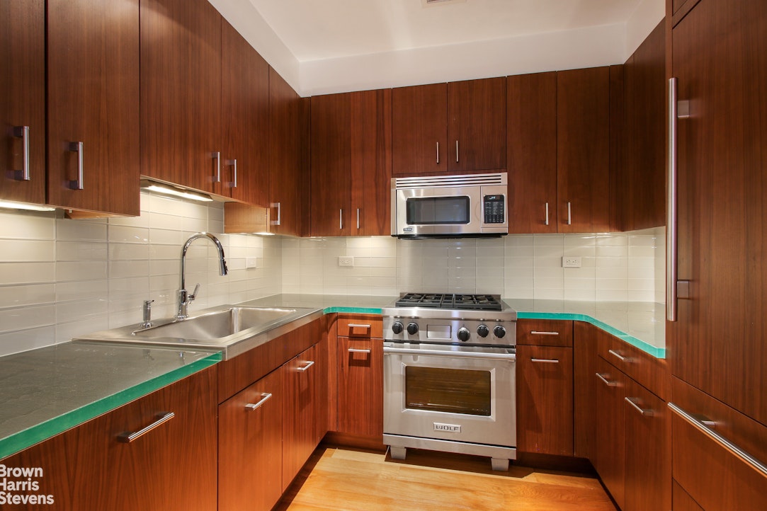 33 West 56th Street #6C, Midtown, Manhattan, NY 10019 - Property photo 3 of 8